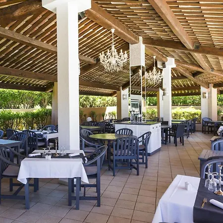 T2 - 200 M From The Sea