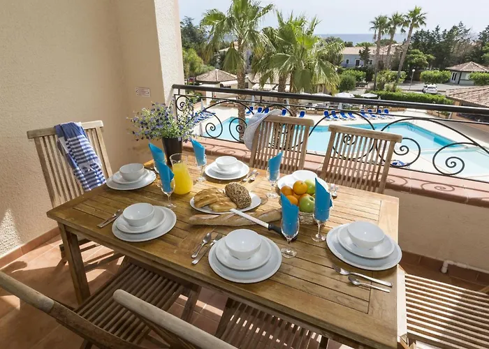 T2 - 200 M From The Sea Linguizzetta