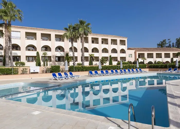 Apartment T2 - 200 M From The Sea *